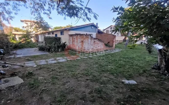 Imagem Casa a venda pra reforma com 750 metros quadrados - Ogiva - Cabo Frio