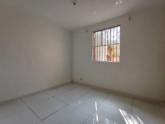 Imagem Apartamento com 2 dormitórios à venda, 42 m² por R$ 150.000,00 - Jardim América - Poá/SP