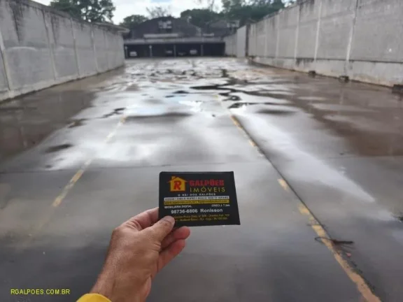 Imagem Galpão para Locação em RIO DE JANEIRO, Coelho Neto, 2 banheiros