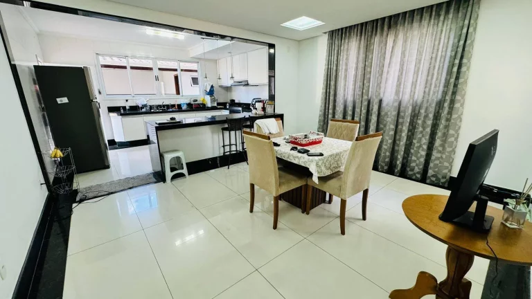 Imagem IMPERDÍVEL!LUXO, CONFORTO E UM EXCELENTE CUSTO-BENEFÍCIO EM UM ÚNICO IMÓVEL
