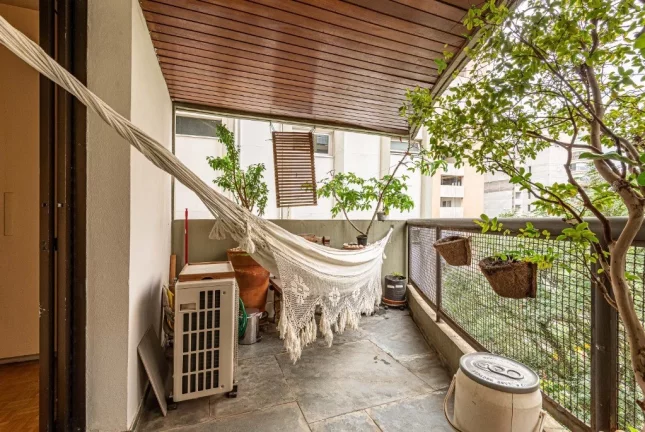 Imagem Imperdível oportunidade de investimento: Apartamento de 2 quartos na Vila Nova Conceição, São Paulo-SP com 154,00m² e 2 vagas.