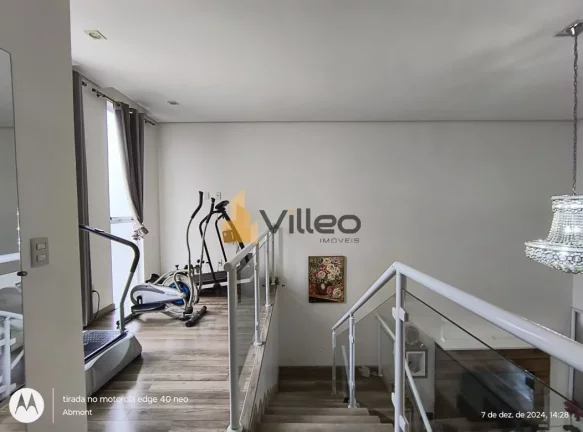 Imagem Descubra o privilégio de viver em um sobrado de alto padrão no renomado Condomínio Portal da Prim...