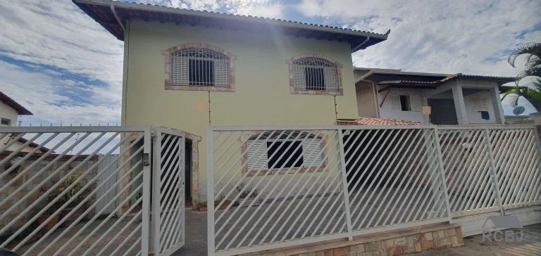 Imagem CASA COMERCIAL em ESMERALDAS - MG, CENTRO
