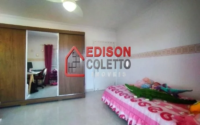 Imagem "Pronto para Morar" Casa a venda no Condomínio Águas Claras de 140 m² de construção, com 3 Dormitórios