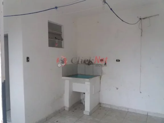 Imagem Sobrado para Venda no bairro Jardim Stella , Santo André com ampla área de quintal ( Comporta prédio de pequeno porte)