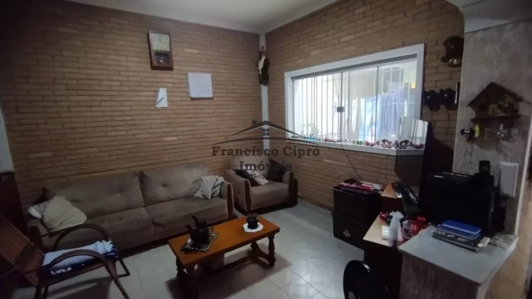Imagem Casa à venda no bairro Jardim Ícaro - Guaratinguetá/SP