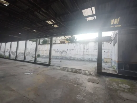 Imagem Galpão para Alugar com 944m² e 70 vagas!!!