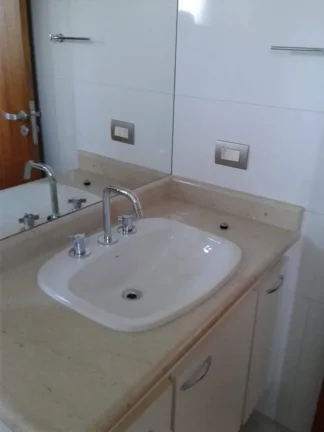 Imagem Casa em Aldeia da Serra - 354m²