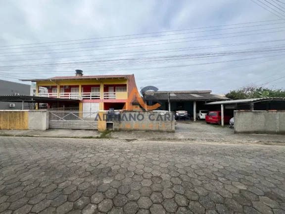Imagem Casa na Praia de Gravatá, próximo a principal Avenida, aceita permuta e negociação