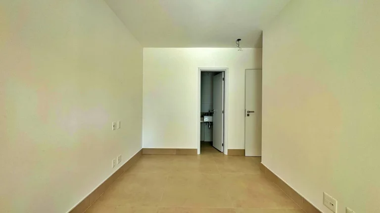 Imagem Apartamento com 3 dormitórios à venda, 110 m por R$ 4.300.000,00 - Riviera