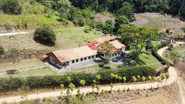 Imagem Sítio à venda, 256000 m² por R$ 1.800.000,00 - Ponte Nova - Teresópolis/RJ