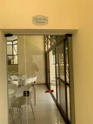 Imagem 3/4, 2 Suites, atualmente modificado p/ 2 Suites, c/ sala ampliada, lavabo e varandas - localizado na Rua da Graça, plana, ao lado do Museu MAC Bahia
