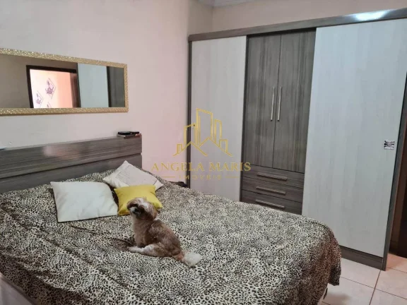 Imagem Casa Sobrado, 2 dormitórios, piscina, 4 vagas, Caçapava.