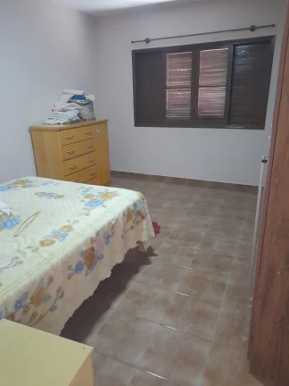Imagem CASA TÉRREA A VENDA COM EDÍCULA NO PARQUE CAPAVA SANTO ANDRE
