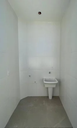 Imagem "Casa à Venda no Condomínio Terras Alphaville 1 - 3 Suítes e Lazer Completo