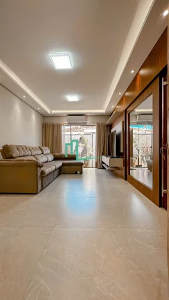 Imagem Linda e exclusiva residência de alto padrão disponivel á venda toda mobiliada em área nobre da cidade de Franca/SP