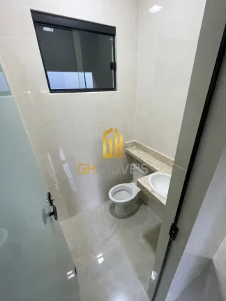 Imagem Casa com 3 quartos no Papillon Park, em terreno com 180m² com 114m² de área construída possui:- ...