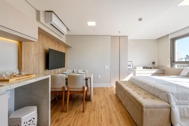 Imagem Studio à venda em Porto Alegre, Petrópolis, com 1 quarto, 42,82m²