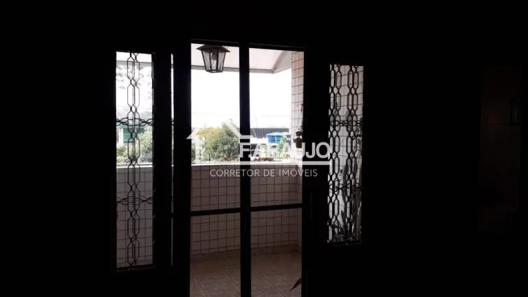 Imagem Casa em Condomínio à Venda em Sorocaba-SP, Jardim Ibiti: 3 Quartos, 1 Suíte, 2 Salas, 2 Banheiros, 6 Vagas, 226m².