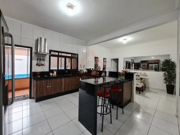 Imagem Sobrado com 4 dormitórios à venda, 410 m² por R$ 1.200.000,00 - Jardim Monte Cristo - Suzano/SP