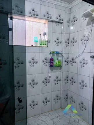Imagem SANTO ANDRÉ Casa 150M², 2 dormitórios, 4 vagas, ótima localização e valor !!!!