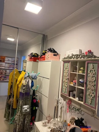 Imagem VENDO CASA DE 3/4 SENDO UMA SUÍTE NO CONDOMÍNIO GOLDEN VILLE - SIM