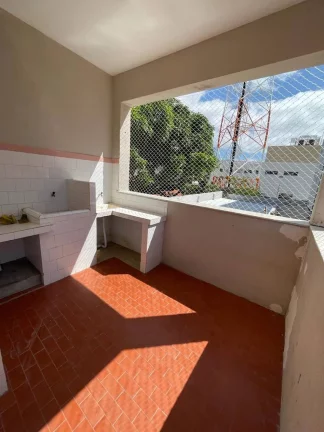 Imagem Casa Duplex à venda com 2 suítes, 4 salas e 6 Wc - Confira!