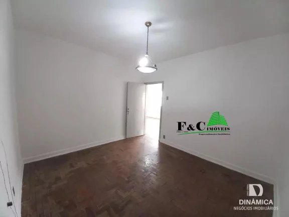 Imagem Casa para Venda em Limeira, Centro, 3 dormitórios, 2 banheiros, 5 vagas