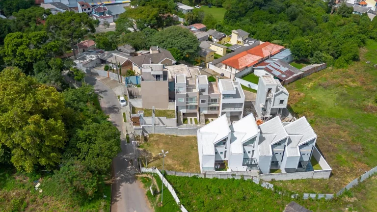 Imagem Terreno Campo Comprido Pronto para construir!