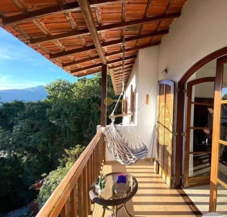 Imagem Casa para Venda em Teresópolis / RJ no bairro Várzea