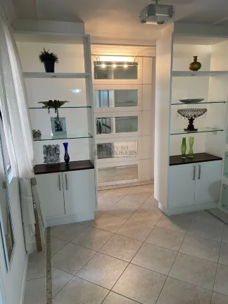 Imagem Apartamento Quadra Mar com 3 suítes à venda no Centro de Balneário Camboriú/SC