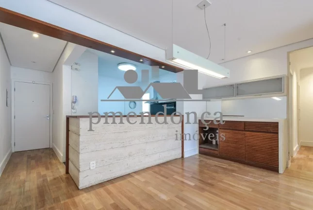 Imagem Apartamento reformado a venda em Pinheiros com 2 quartos( 1 suí­te )e 1 vaga, 123m²
