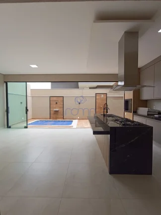 Imagem Village Provence - Casa completa: 3 suítes, escritório e roupeiro