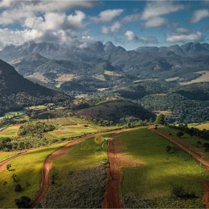 Imagem Terreno em Condomínio para Venda em Teresópolis / RJ no bairro Sebastiana