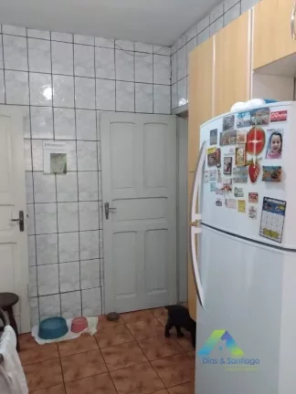 Imagem Casa com ótima localização com 2 dormitórios, 2 vagas de garagem com valor ,excelente!!!