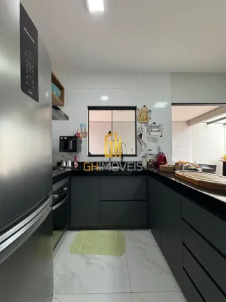 Imagem Casa 3 quartos, Jardim Maria Ines, 850.000,00

Casa Mobiliada!!!

A casa possui:

- Sala;
- 3 quarto...