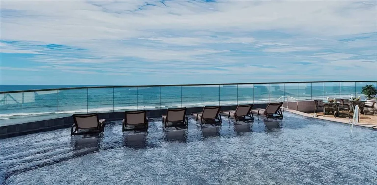 Imagem APARTAMENTO COM 47.73 m² - SOLEMAR - PRAIA GRANDE SP