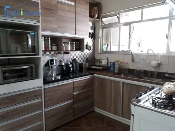 Imagem SOBRADO 3 DORMITÓRIOS COM SUÍTE À VENDA - BAIRRO TABOÃO - SBC