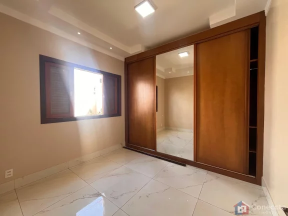 Imagem Casa Ampla à Venda no Bairro Caramuru em Patos de Minas – 4 Quartos, 198m² Construídos