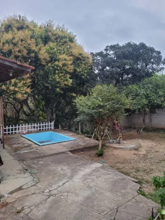 Imagem Chácara 1000m² à Venda em Jambeiro