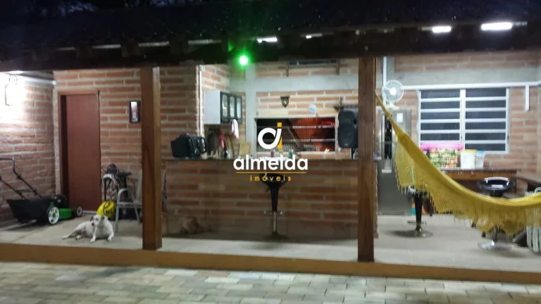 Imagem Casa 3 dormitórios à venda Nossa Senhora do Perpétuo Socorro Santa Maria/RS