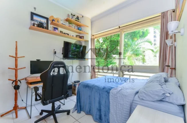 Imagem Apartamento em Higienópolis prédio badalado com 106m², 3 quartos e 1 vaga.