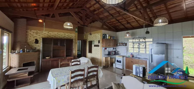 Imagem Refúgio nas Montanhas: Chácara dos Sonhos no Bairro dos Venâncios
