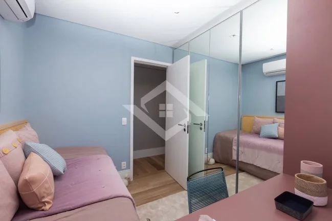 Imagem Apartamento de 3 Quartos para Venda no Recreio com 152m²