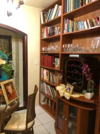 Imagem CASA PARA LOCAÇÃO E VENDA, NO CENTRO DE MACAÉ/RJ.