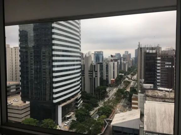Laje Comercial de 181 m² com 5 vagas na Av. Engenheiro Luiz Carlos Berrini - Brooklin