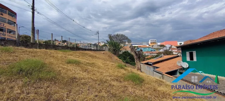 Imagem Oportunidade Única: Terreno Comercial em Avenida de Grande Fluxo!