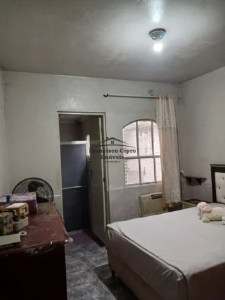 Imagem Casa à venda no bairro Campo do Galvão - Guaratinguetá/SP