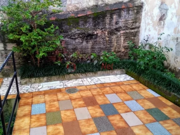 Imagem Oportunidade - Amplo Sobrado à Venda em São Bernardo do Campo no bairro Alto Industrial.