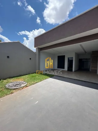 Imagem A casa possui 

- 3 quartos sendo 1 suíte 
- Sala 
- Cozinha 
- 2 banheiros 
- Área gurmet com chu...